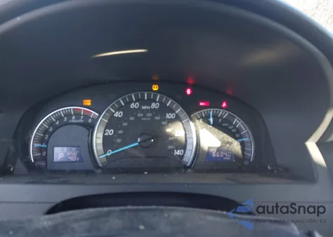 2012 Toyota Camry Se z USA, uszkodzony, nr VIN 4T1BF1FK4CU050477